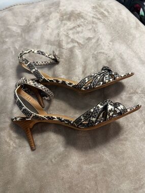 NWOB COACH Leather Snake-Print Strappy Heel Sandals - Cream/Black Size 9.5